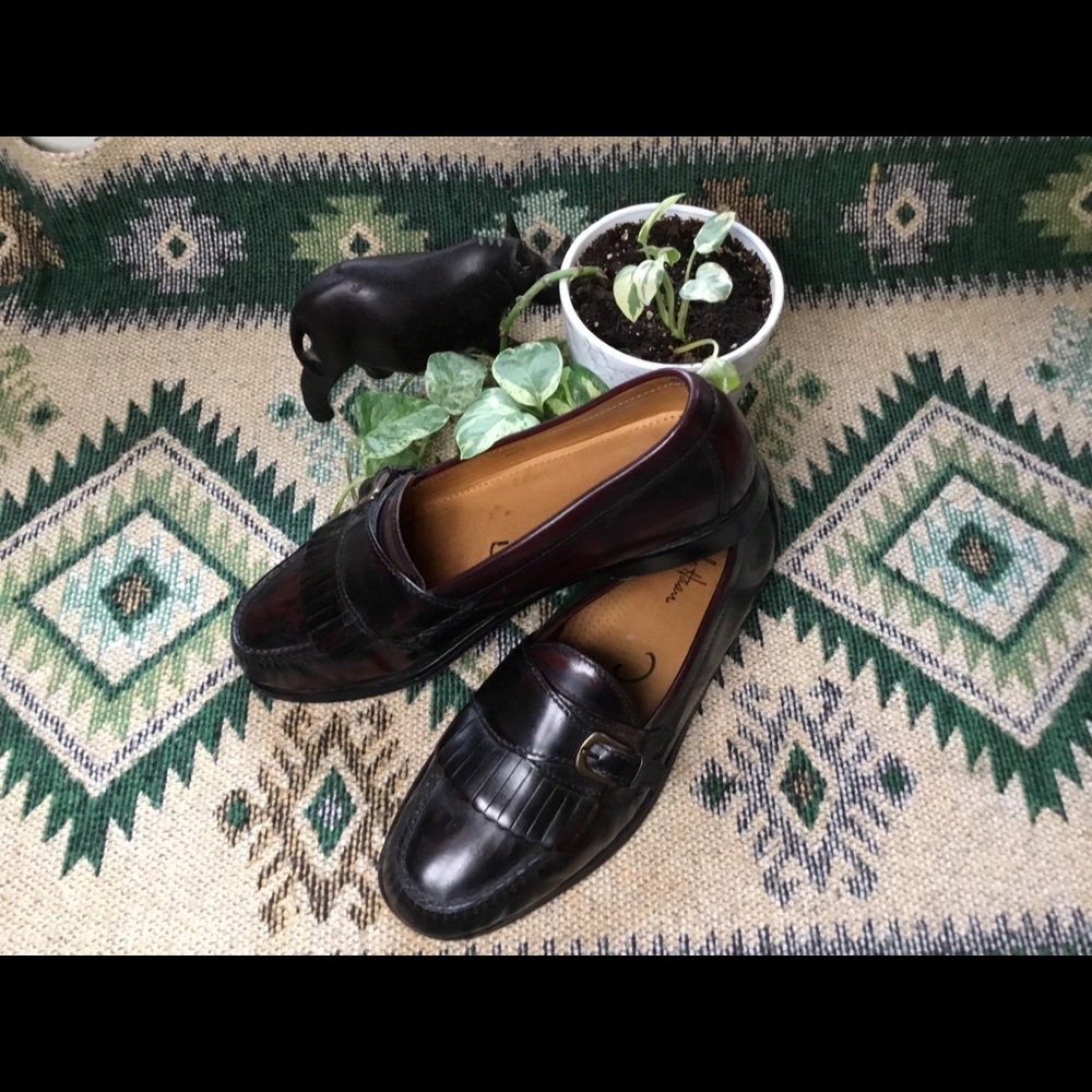 Cole Haan Pinch Buckle Burgundy S11